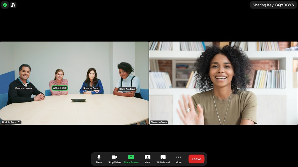 Smart Name Tags in meeting: participants in a Zoom Room with name tags displayed
